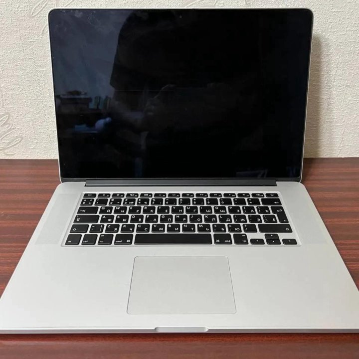 Apple MacBook Pro 12, озу 16гб, SSD 750гб