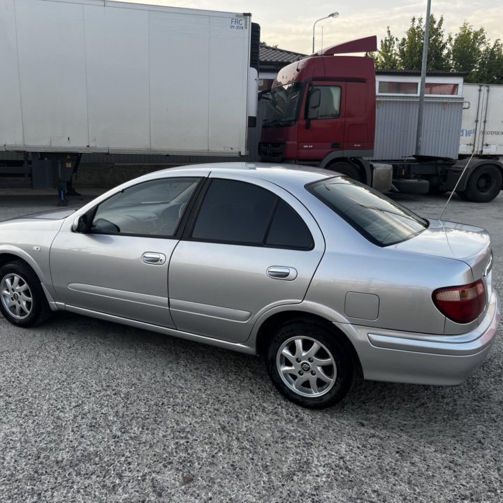 Nissan Sunny, 2002