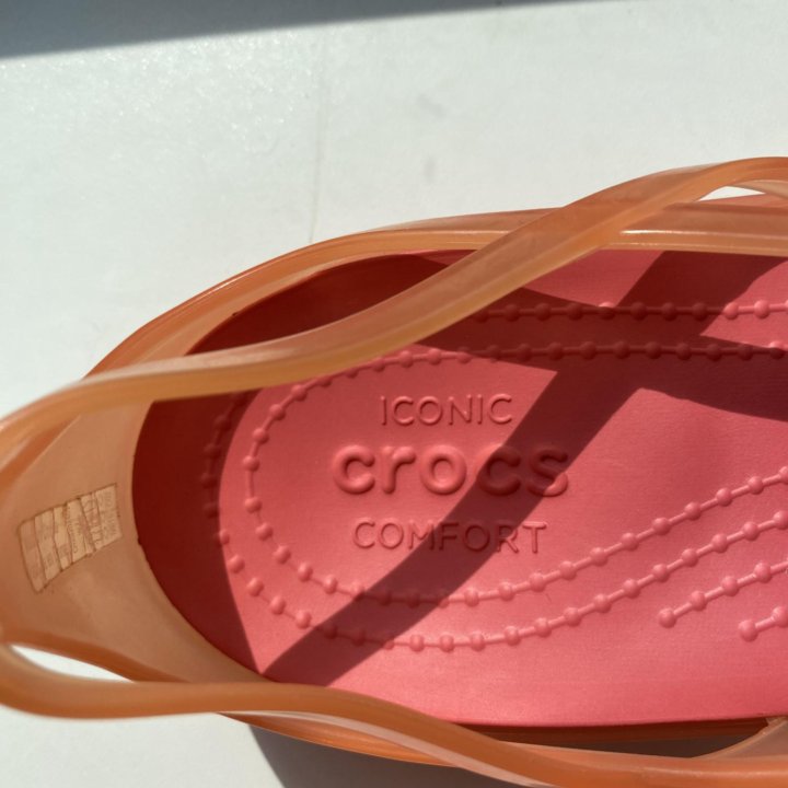 Сандали crocs женские