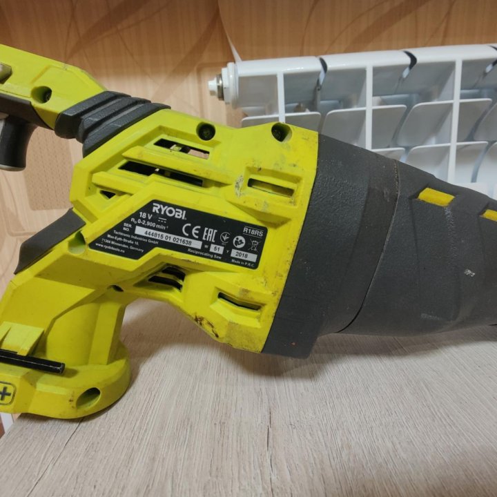 Сабельная пила Ryobi one+