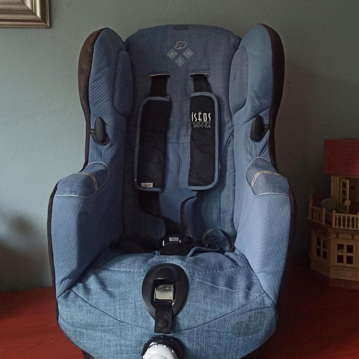 Автокресло bebe Confort iseos isofix 9-18 кг