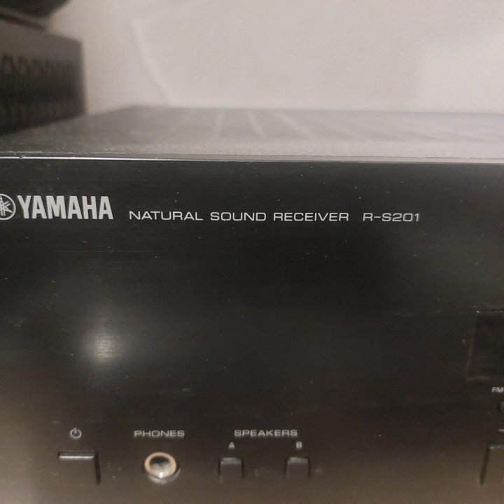 Усилитель YAMAHA