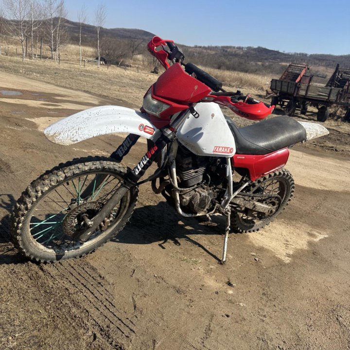 Yamaha xt250t