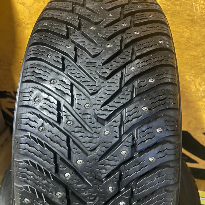 Зимние шины Nokian Hakkapeliitta 8 R19 1сезон