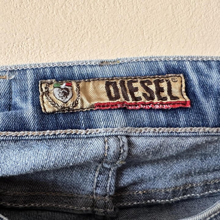 Женские джинсы Diesel