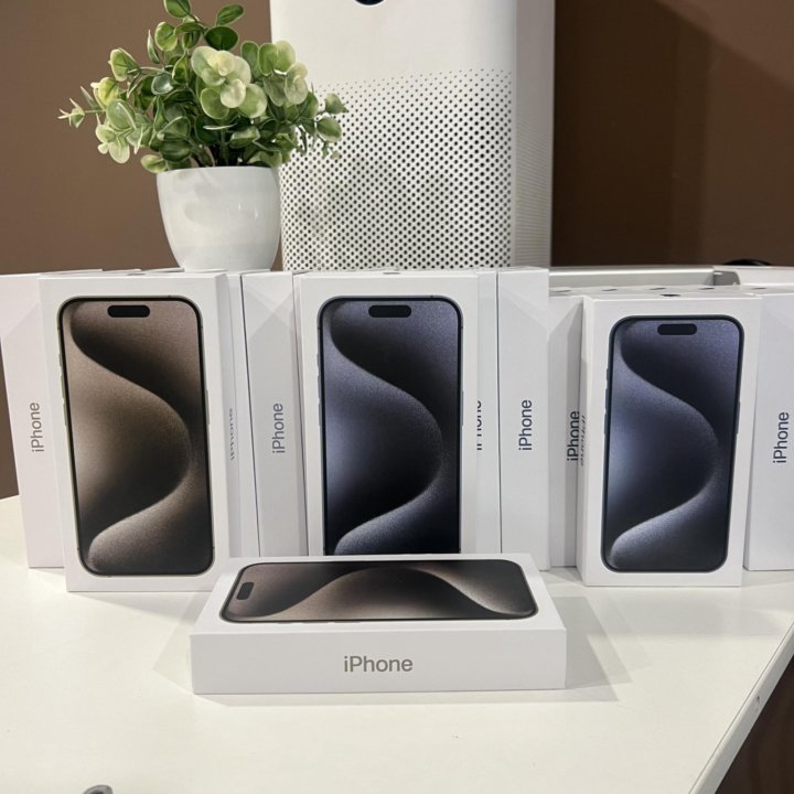 Коробки Apple iPhone 15 Pro и 15 Pro Max