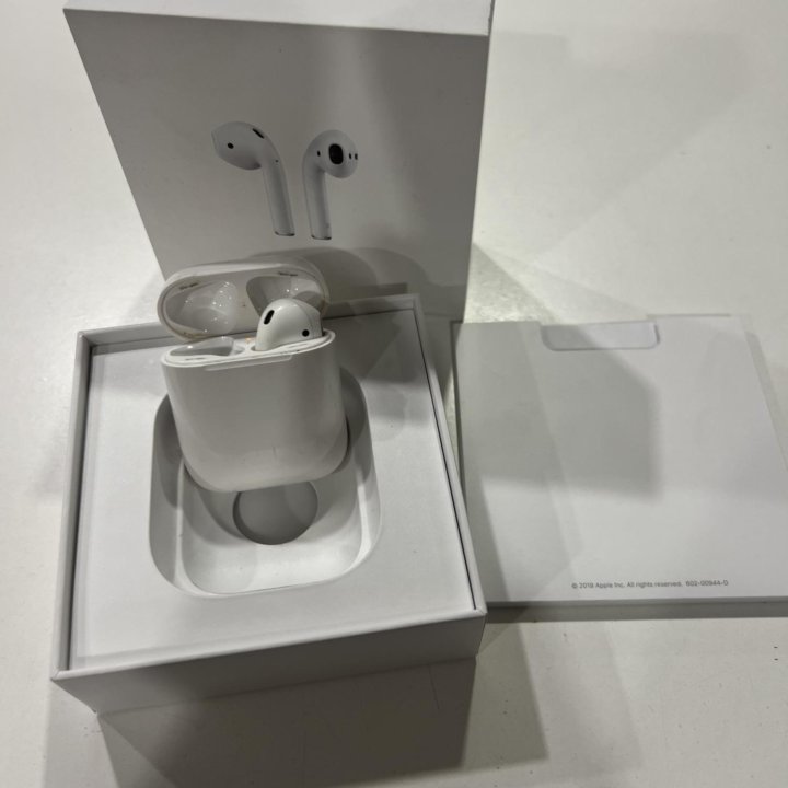 Наушники Apple AirPods (без левого наушника)