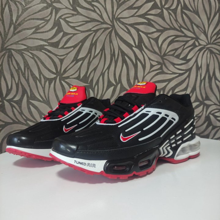 Кроссовки nike air max plus 3