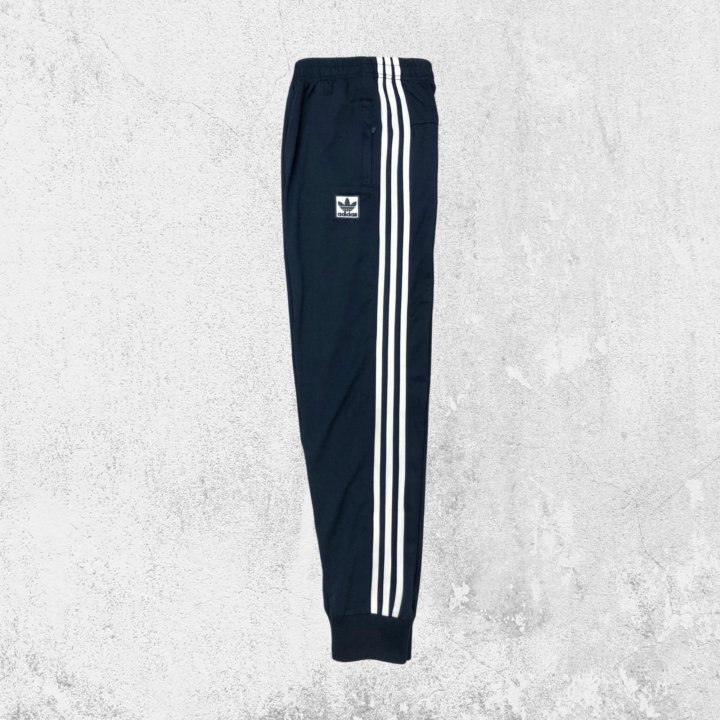 Спортивный костюм Adidas