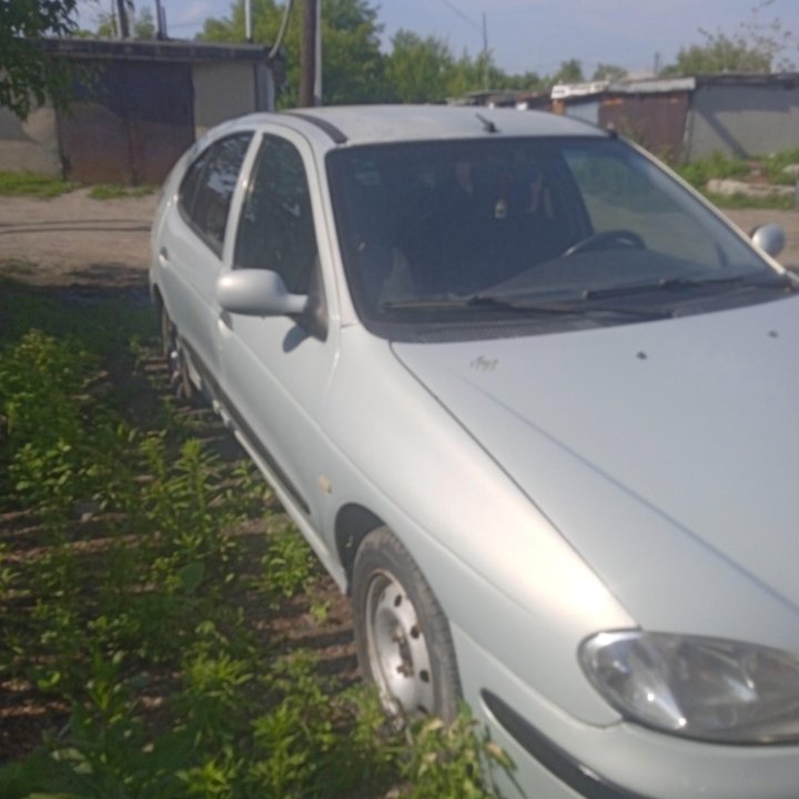 Renault Megane, 2000