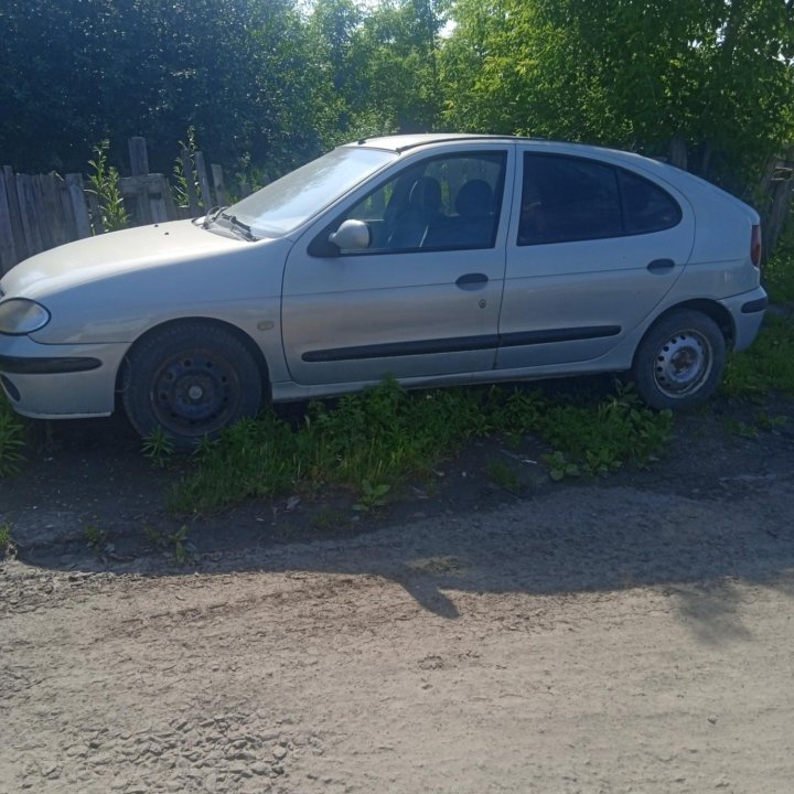 Renault Megane, 2000