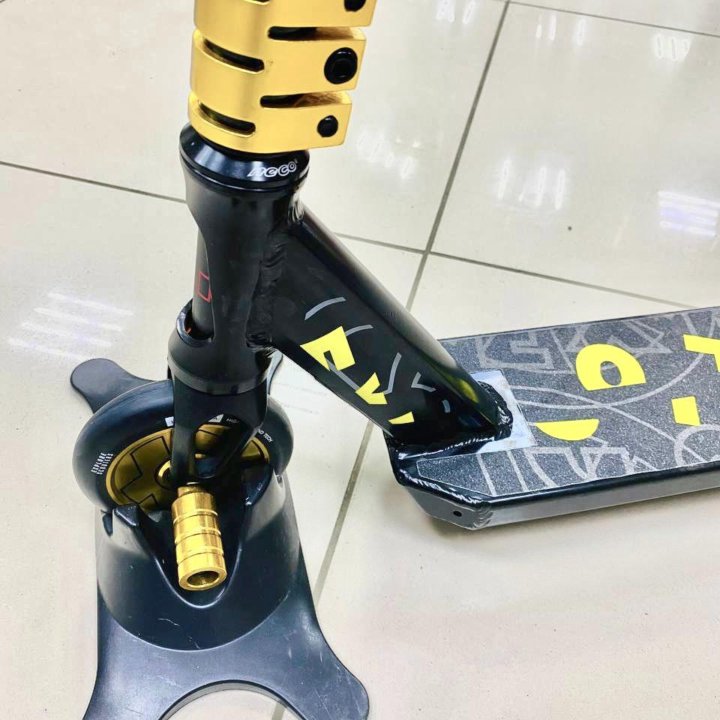 Трюковый самокат Explore GALANT