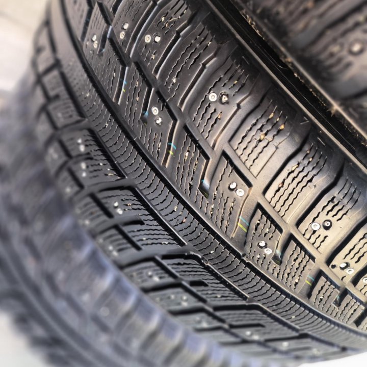 235/50/18, Kumho I Zen KW22, 4 шт