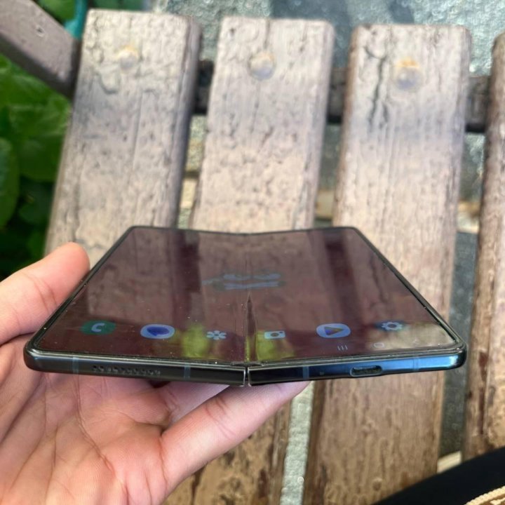 Samsung galaxy z fold 3 5G 256gb