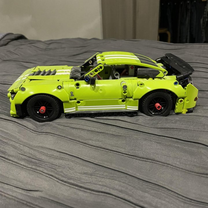 Lego ford mustang