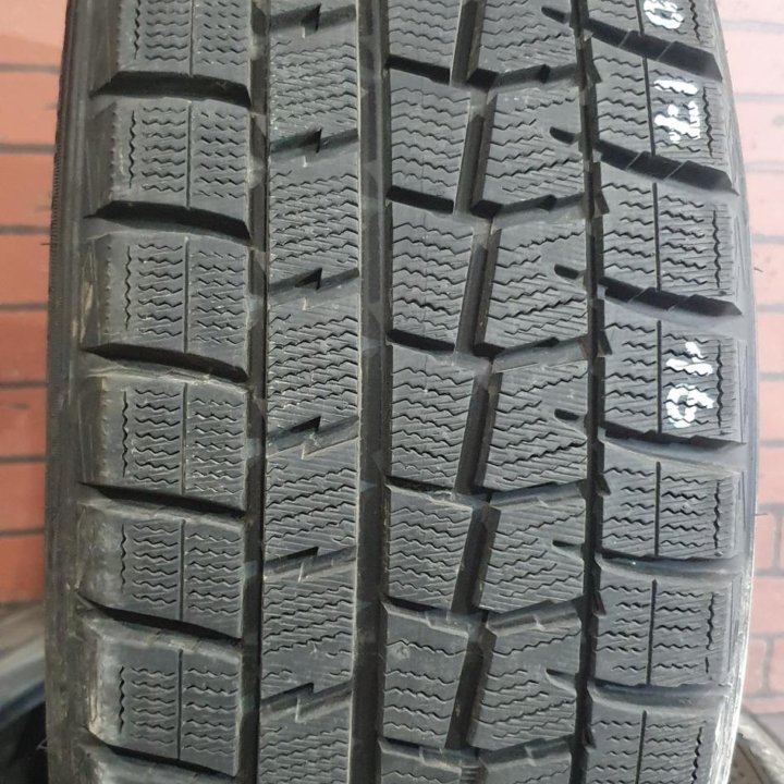 205/50/17 Dunlop WinterMaxx (2016 год).