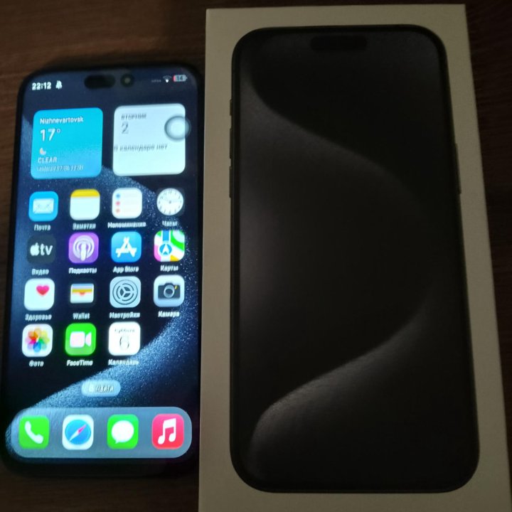 iPhone 15 в корпусе