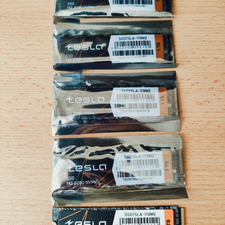 Новый SSD Tesla 1TB M.2 2280 nvme PCI-E 3.x x4