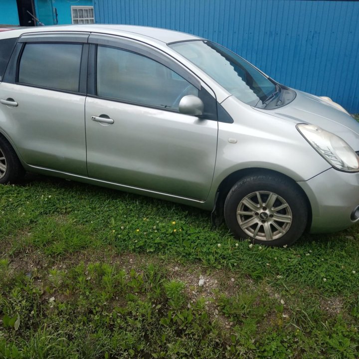 Nissan Note, 2005