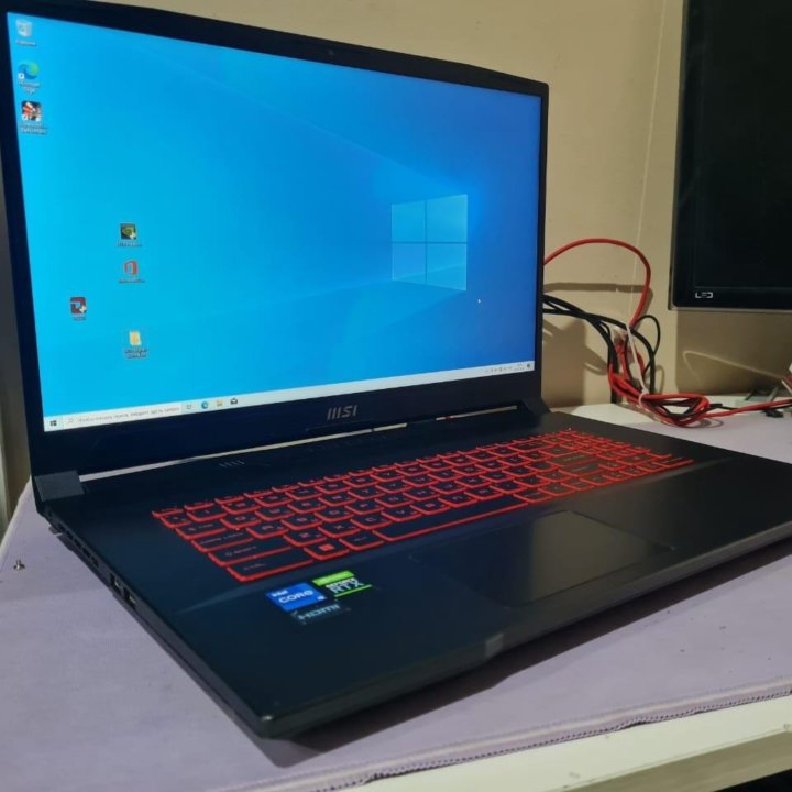 MSi Katana GF76 i5-12450 16gb 17.3