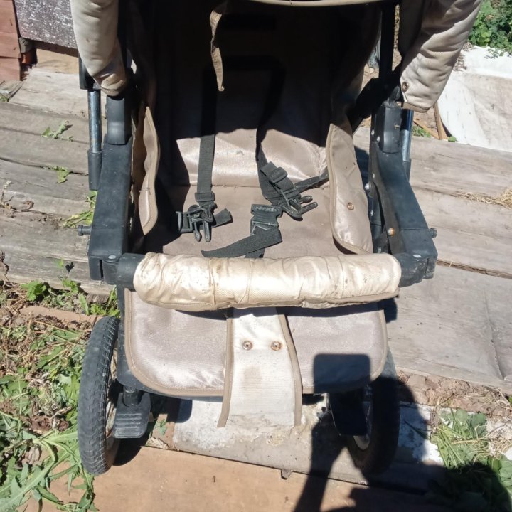 Коляска прогулочная б.у