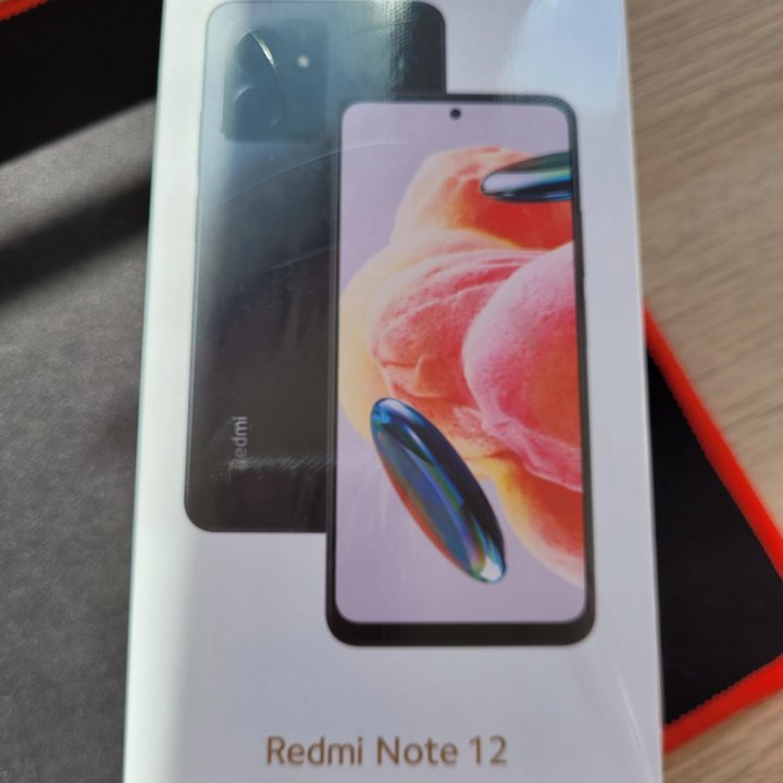 Телефон Redmi Note 12