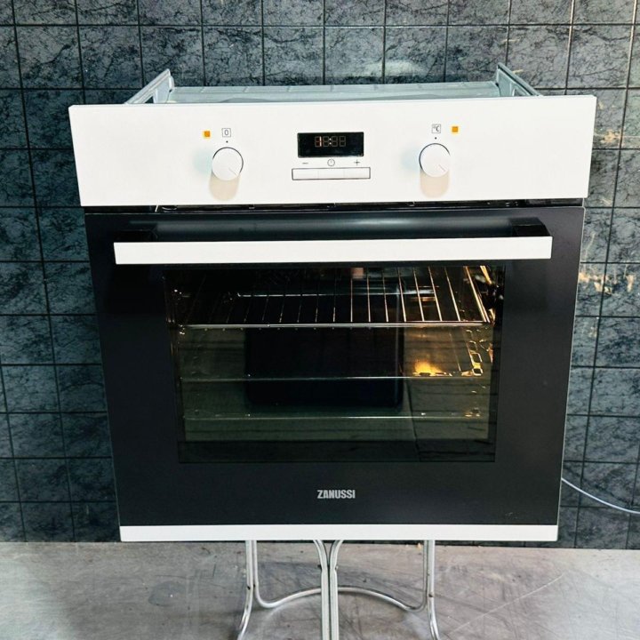 Духовой шкаф ZANUSSI OPZB421OW