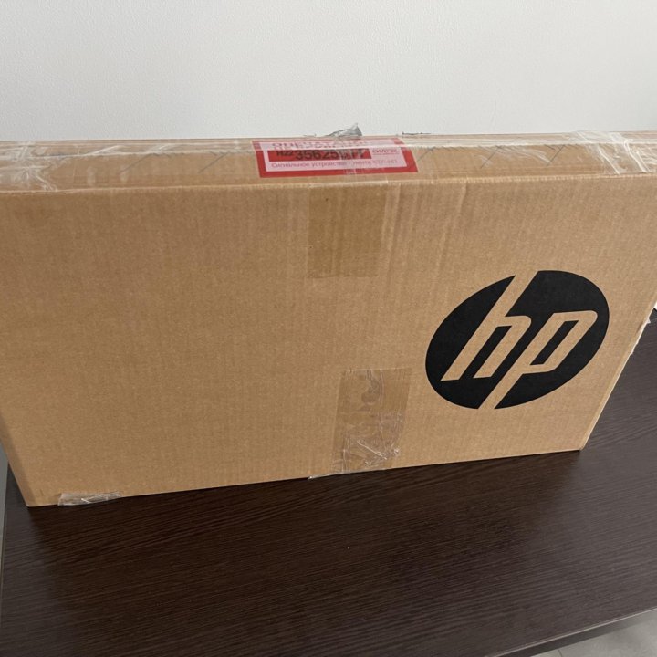 Новый ноутбук HP 250 G8 в коробке