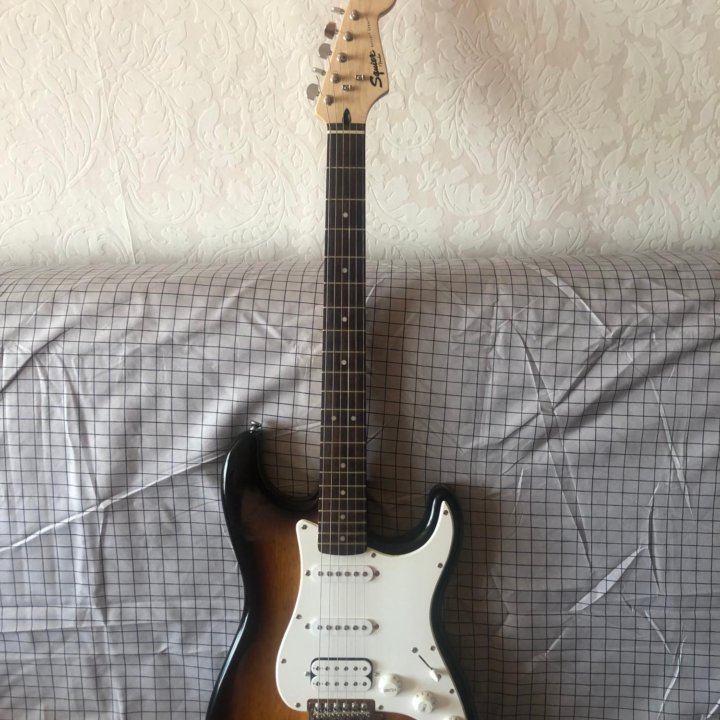 Fender squier stratocaster