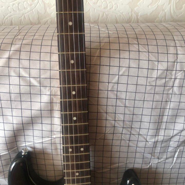 Fender squier stratocaster