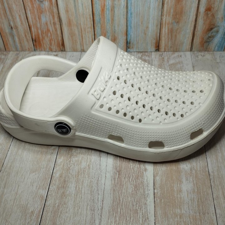 Crocs 37 (23.5) Новые