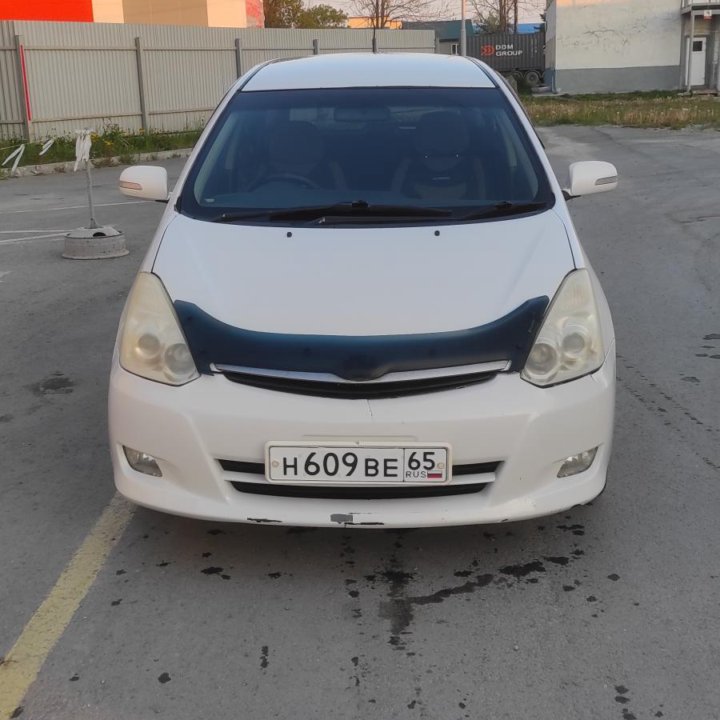 Toyota Wish, 2006