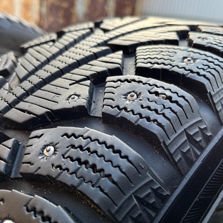 Зима Hankook Winter i*Pike W409 215/65 R17 98T