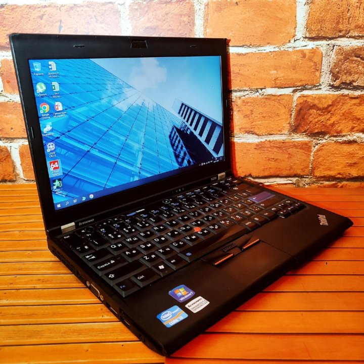 Lenovo Thinkpad X220i - Core i3-2 Gen \ 8 Озу \SSD