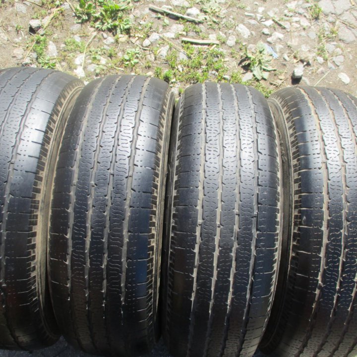 4шт 235 \ 70 R16 Kumho