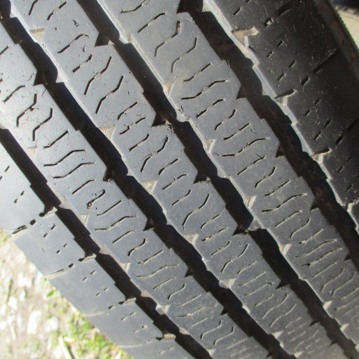 4шт 235 \ 70 R16 Kumho