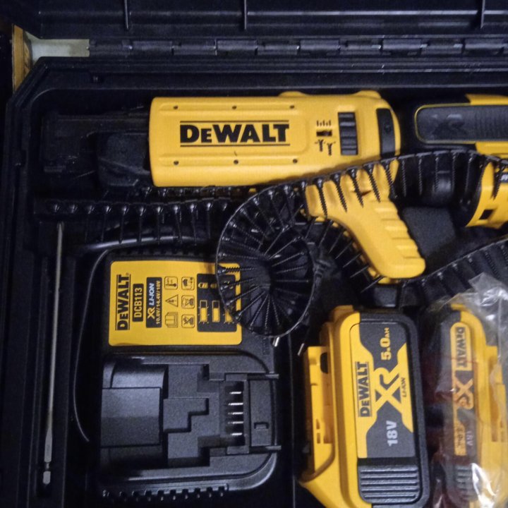 Аккумумуляторны шуруповерт для гипсокартона DeWALT