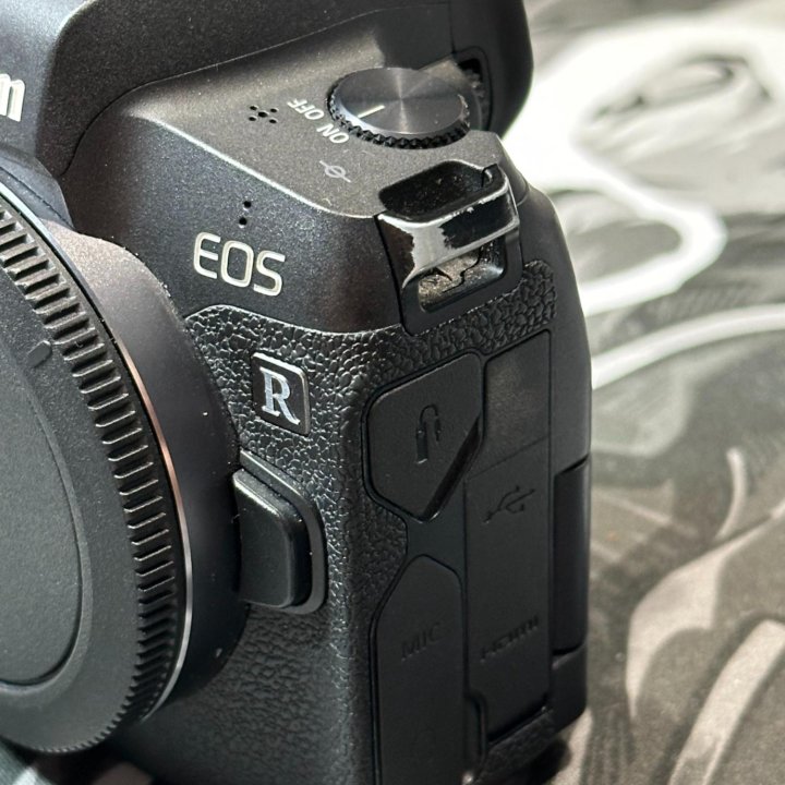 Canon EOS R body + Адаптер EF-RF