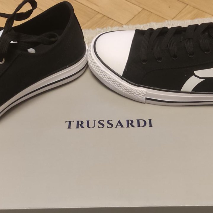 Кеды! TRUSSARDI