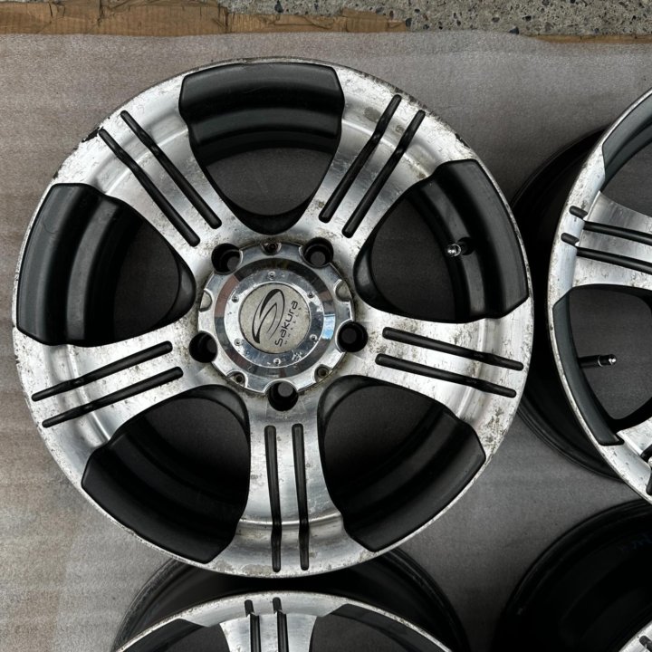 R16 5х139.7 Sakura Wheels