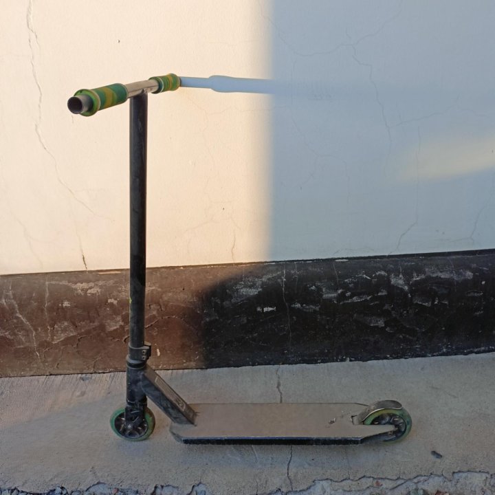 Трюковой самокат