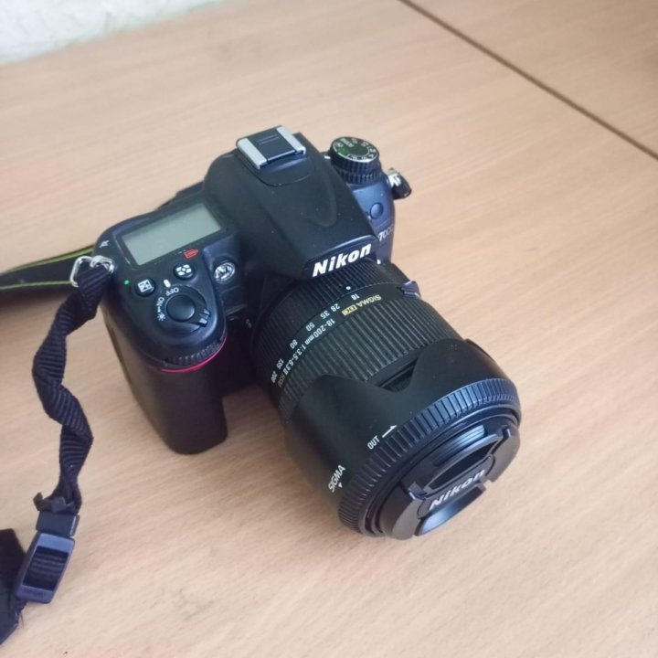 Nicon D7000 + 2 объектива + вспышка