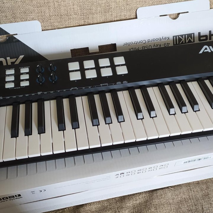 MIDI-клавиатура Alesis MKII v49