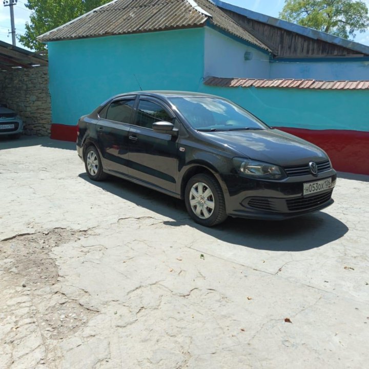 Volkswagen Polo, 2013