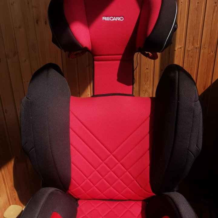 Автокресло Recaro Monza Nova