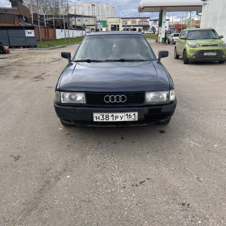 Audi 80, 1990