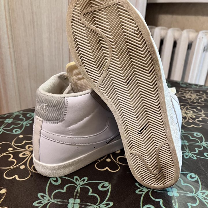 Кеды Nike Blazer 77