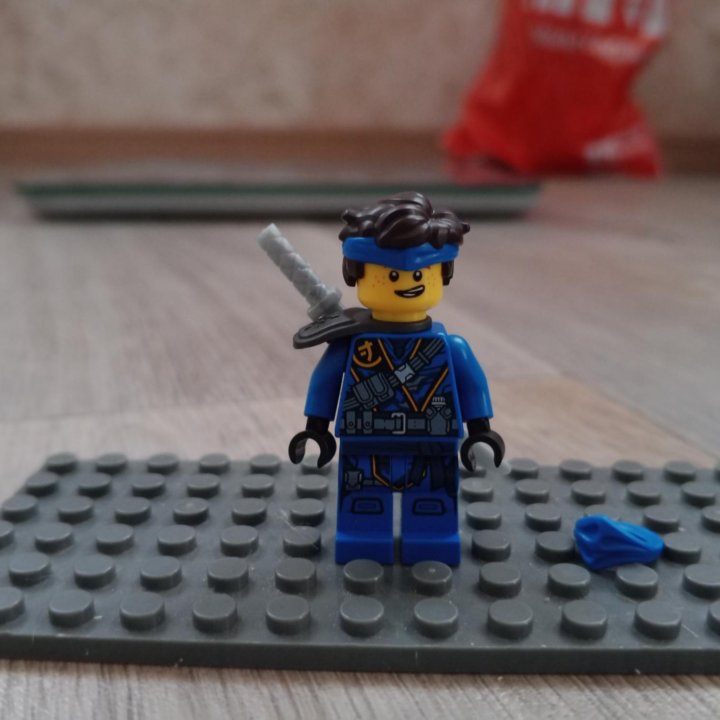 Лего фигурка Джея из серии lego Ninjago