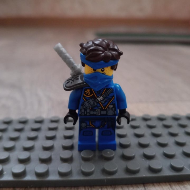 Лего фигурка Джея из серии lego Ninjago