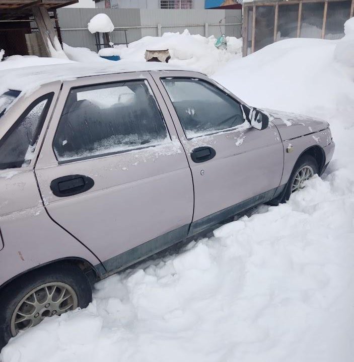 ВАЗ 2110 в разбор по запчастям